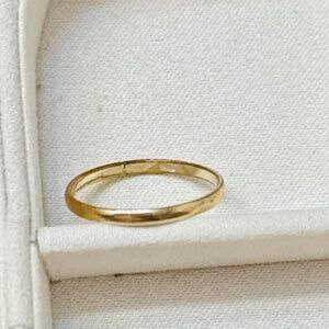 Gold ring